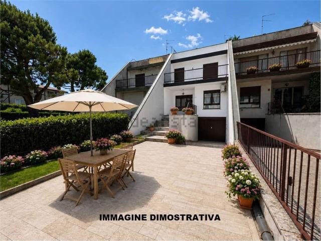 Villetta a schiera in vendita di 205 m² in Corso Vittorio Emanuele II, 34