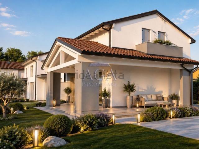 Villetta a schiera in vendita di 207 m² in Via Pasubio
