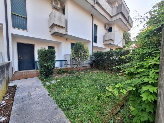 Villetta a schiera in vendita di 207 m² in Via Roma C