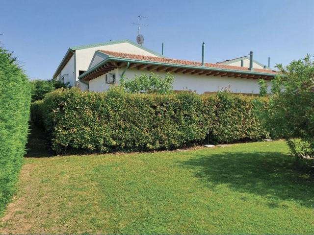 Villetta a schiera in vendita di 208 m² in Via Casette, 14