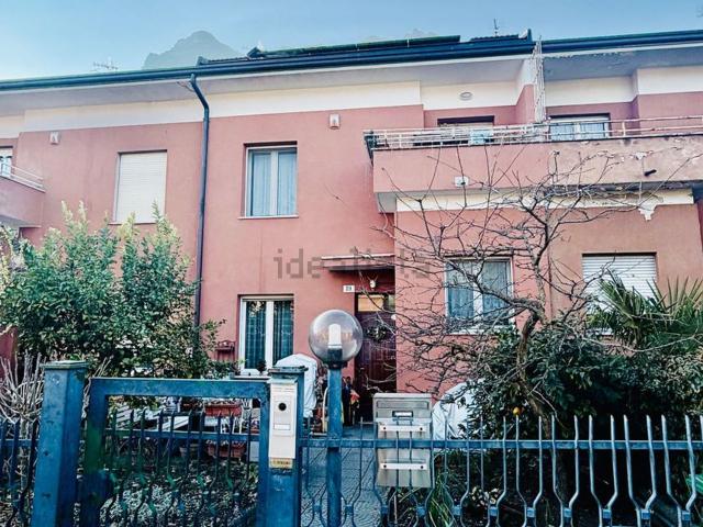 Villetta a schiera in vendita di 209 m² in Via Don Porta, 1