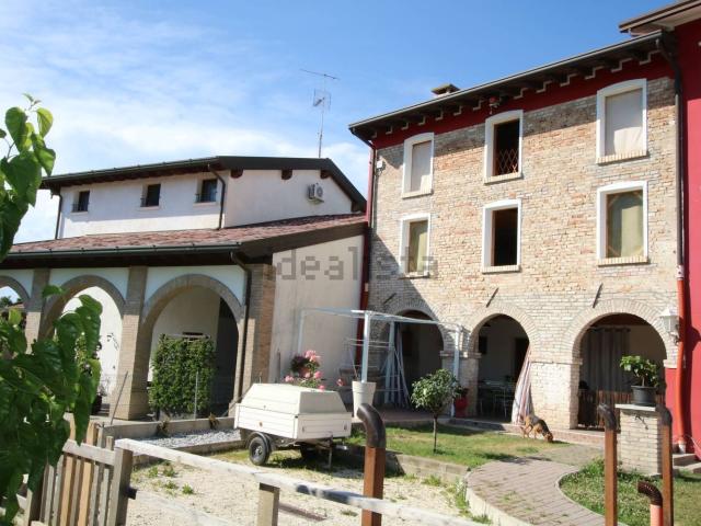 Villetta a schiera in vendita di 210 m²