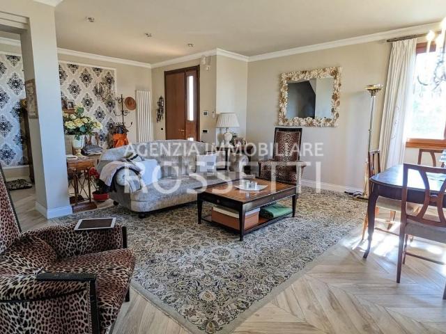 Villetta a schiera in vendita di 210 m²