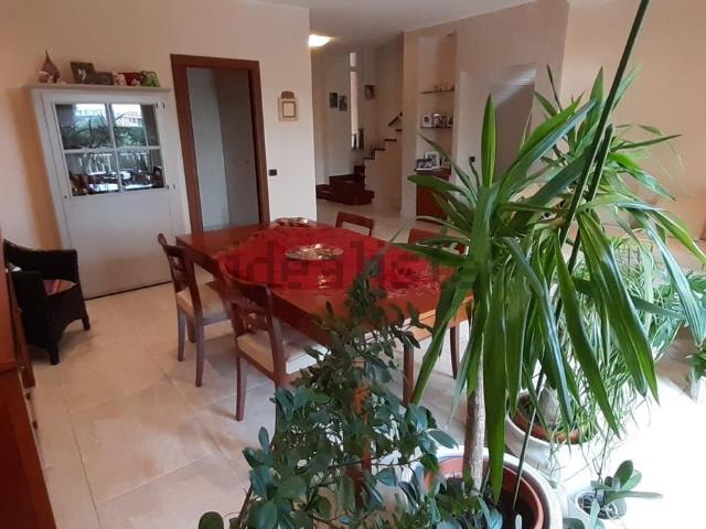 Villetta a schiera in vendita di 210 m²