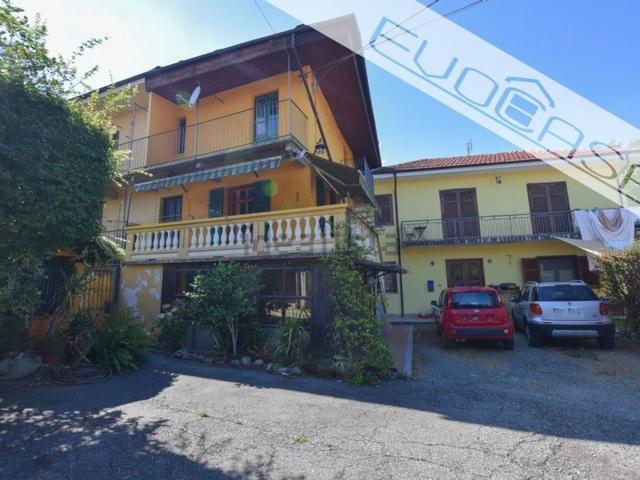 Villetta a schiera in vendita di 210 m² in Via Cesare Battisti, 4