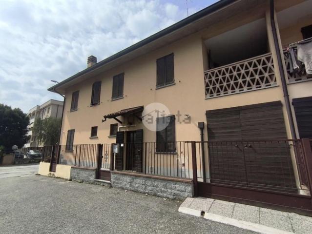 Villetta a schiera in vendita di 210 m² in Via Alcide de Gasperi, 3