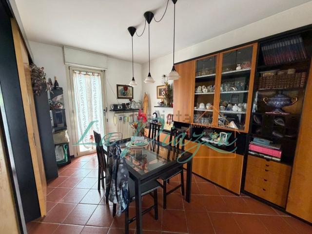 Villetta a schiera in vendita di 210 m² in Via Aldo Moro, 175