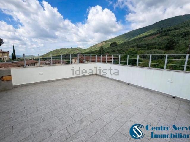 Villetta a schiera in vendita di 210 m² in Via Don Minzoni