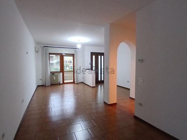 Villetta a schiera in vendita di 210 m² in Via M. Graziati