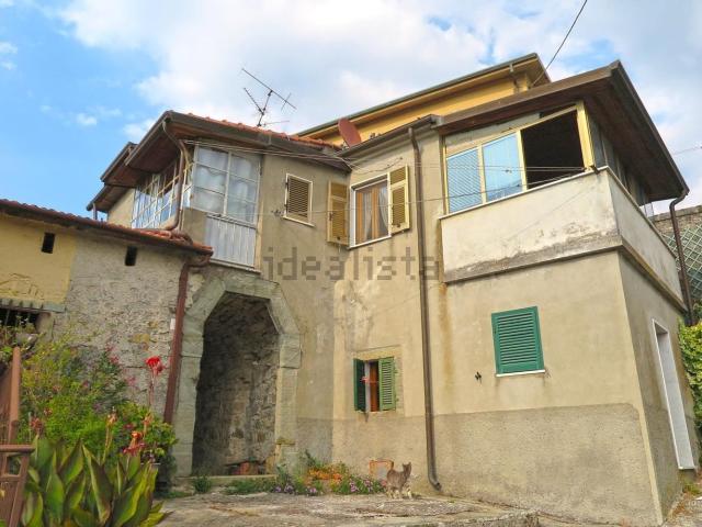 Villetta a schiera in vendita di 210 m² in Via Napoli