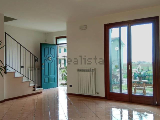 Villetta a schiera in vendita di 210 m² in Via San Martino, 8