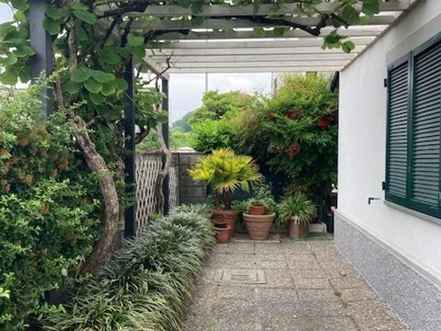 Villetta a schiera in vendita di 210 m² in Via Podgora