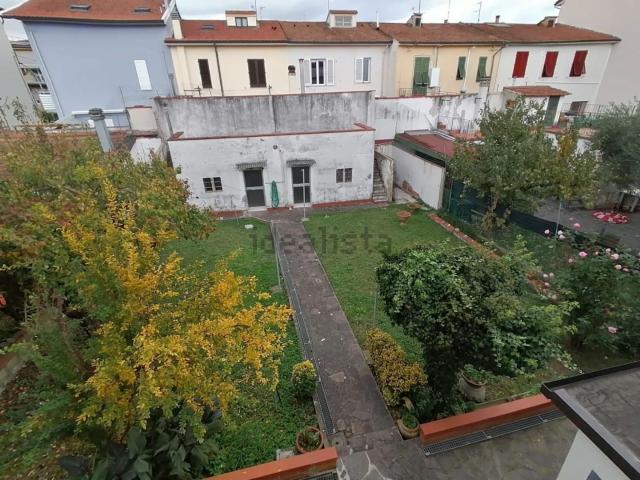 Villetta a schiera in vendita di 210 m² in Via Paolo Toscanelli, 50053