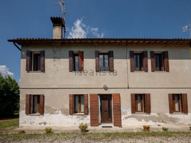 Villetta a schiera in vendita di 210 m² in Piazzale Vittoria