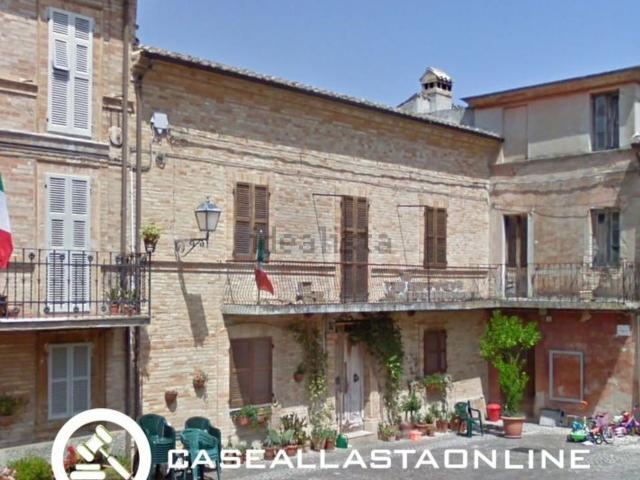 Villetta a schiera in vendita di 211 m² in Piazza vittorio emanuele