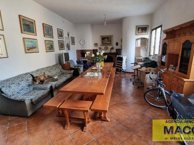 Villetta a schiera in vendita di 212 m² in Via I Maggio, 36