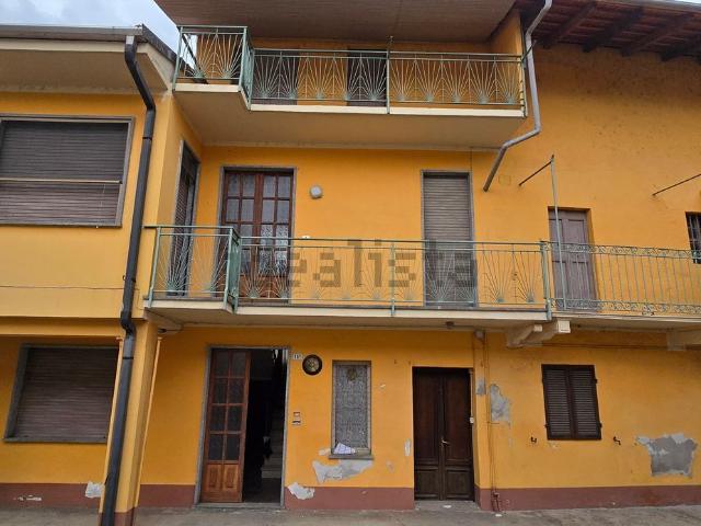 Villetta a schiera in vendita di 212 m² in Via Migliavacca, 11