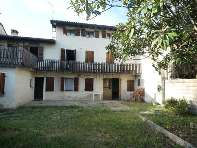 Villetta a schiera in vendita di 215 m²