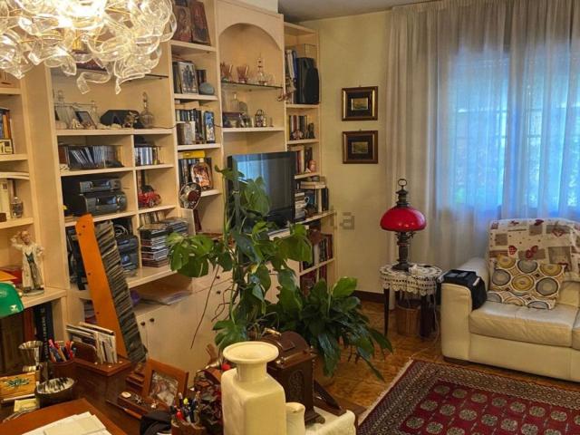 Villetta a schiera in vendita di 215 m² in Via Camillo Aita