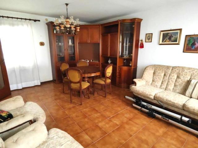 Villetta a schiera in vendita di 215 m² in Via Monte Cavallo, 27