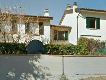 Villetta a schiera in vendita di 216 m² in Via di Balatro, 58