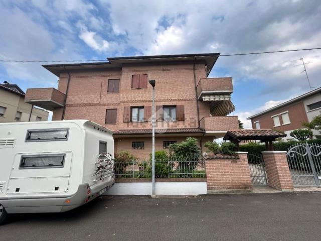 Villetta a schiera in vendita di 216 m² in Via Monte Sabotino, 1