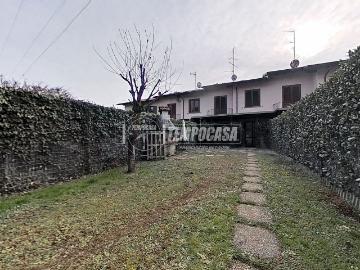 Villetta a schiera in vendita di 216 m² in Via Pitagora, 15