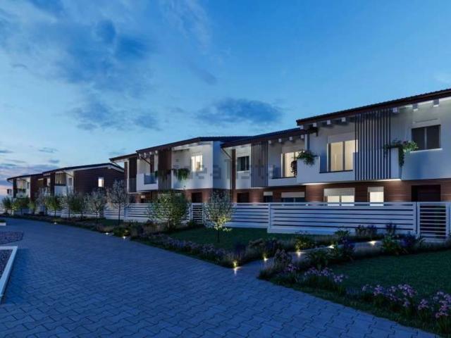Villetta a schiera in vendita di 217 m² in Via Camillo Guidelli