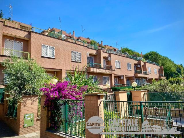 Villetta a schiera in vendita di 218 m² in Via delle Costellazioni