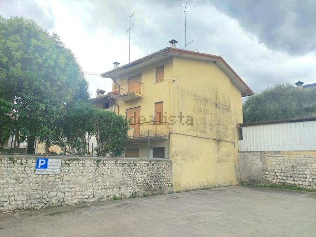Villetta a schiera in vendita di 219 m²