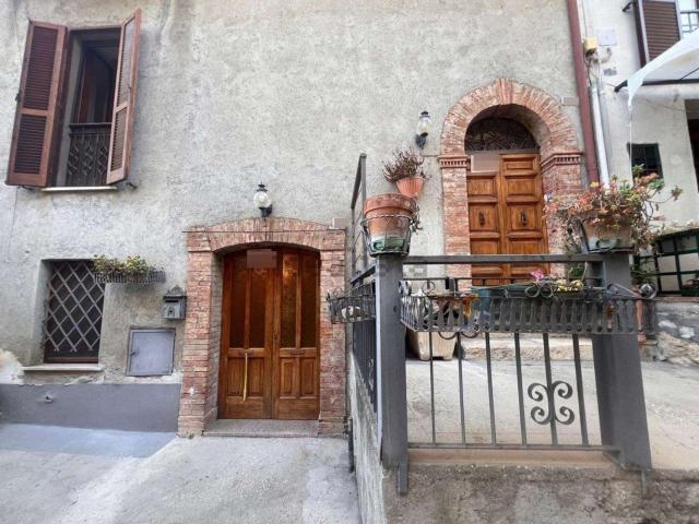 Villetta a schiera in vendita di 219 m² in Strada di Gramaccioli