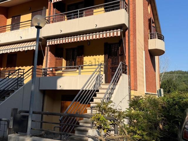 Villetta a schiera in vendita di 220 m² in Via luna lamma