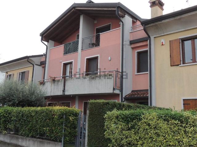 Villetta a schiera in vendita di 220 m²