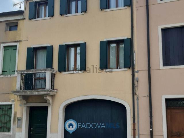 Villetta a schiera in vendita di 220 m²