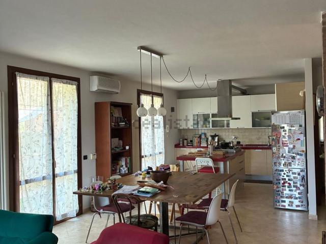 Villetta a schiera in vendita di 220 m²