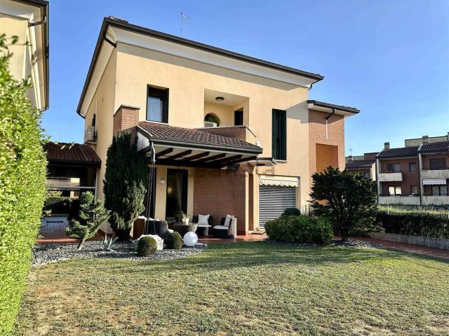 Villetta a schiera in vendita di 220 m²