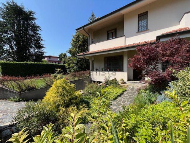 Villetta a schiera in vendita di 220 m² in Via Camillo Benso Conte di Cavour