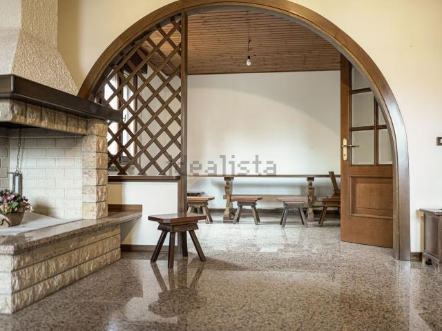 Villetta a schiera in vendita di 220 m² in Via G. Garibaldi