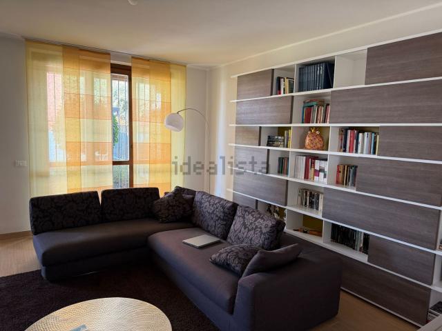 Villetta a schiera in vendita di 220 m² in Via Giovanni Agusta, 443