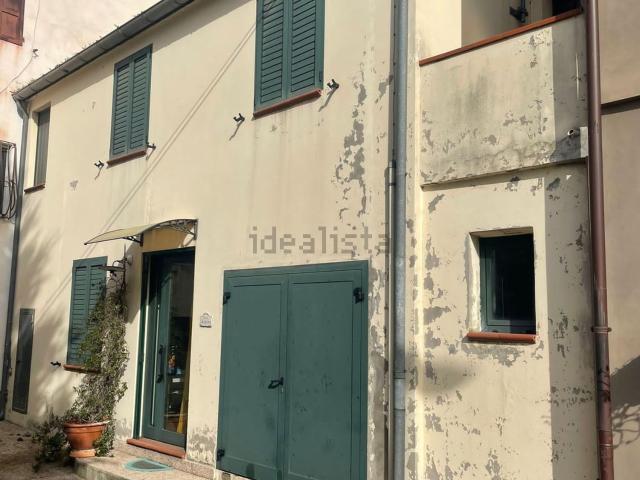 Villetta a schiera in vendita di 220 m² in Via Don Alessandro Mariotti