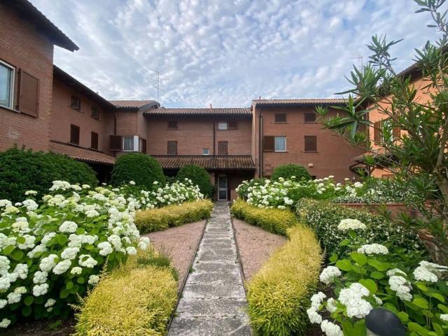 Villetta a schiera in vendita di 220 m² in Via dei Pioppi