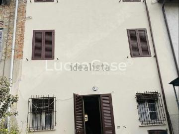 Villetta a schiera in vendita di 220 m² in Via della Madonnina, 55012