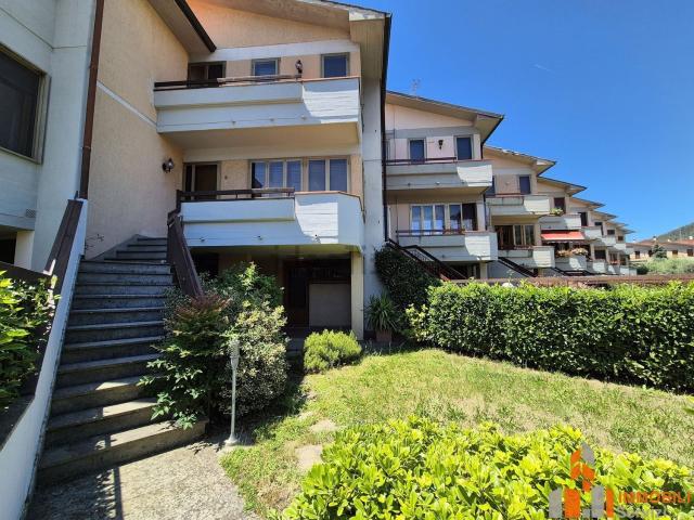 Villetta a schiera in vendita di 220 m² in Via di Galceti, 57