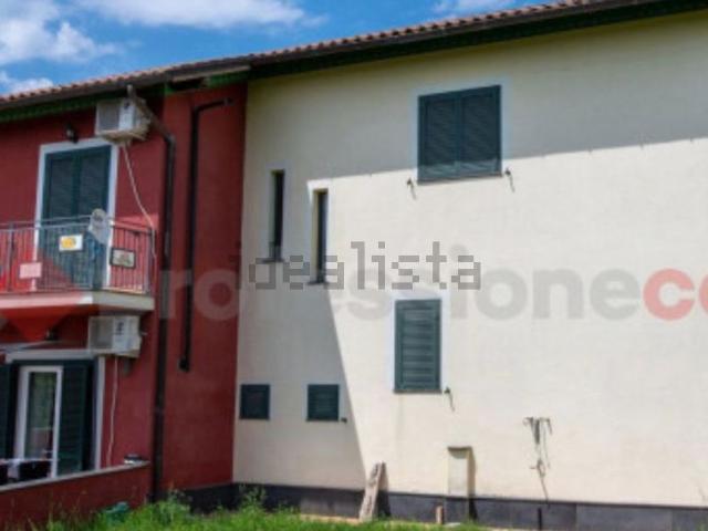 Villetta a schiera in vendita di 220 m² in Via di Vico