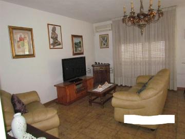 Villetta a schiera in vendita di 220 m² in Via Limite, 70