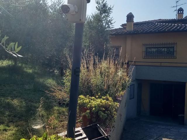 Villetta a schiera in vendita di 220 m² in Via Chiti