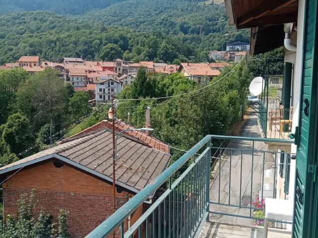 Villetta a schiera in vendita di 220 m² in Frazione Castello, 18