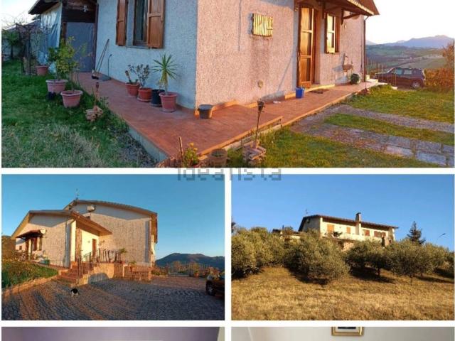 Villetta a schiera in vendita di 220 m² in Località Santa Croce, 20