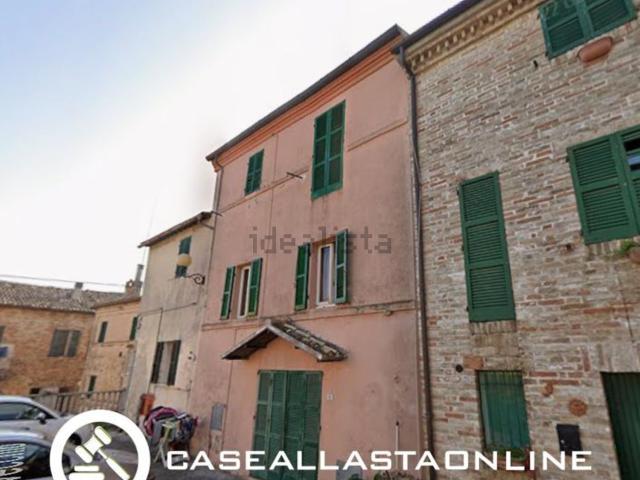 Villetta a schiera in vendita di 220 m² in Piazza Giacomo Leopardi
