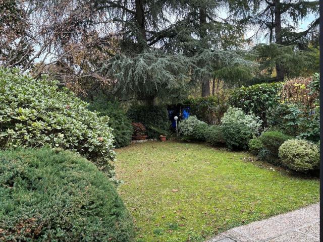 Villetta a schiera in vendita di 221 m² in Via Don Giovanni Minzoni
